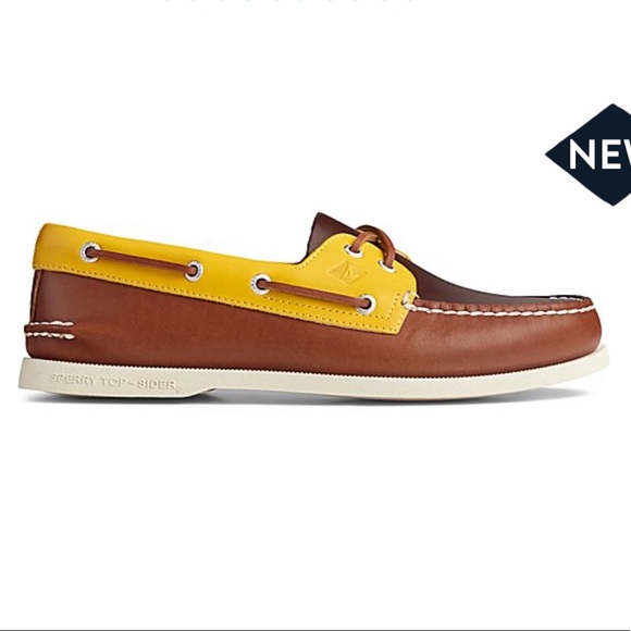 Sperry Other - Sperry Tri-Tone Boat Shoe